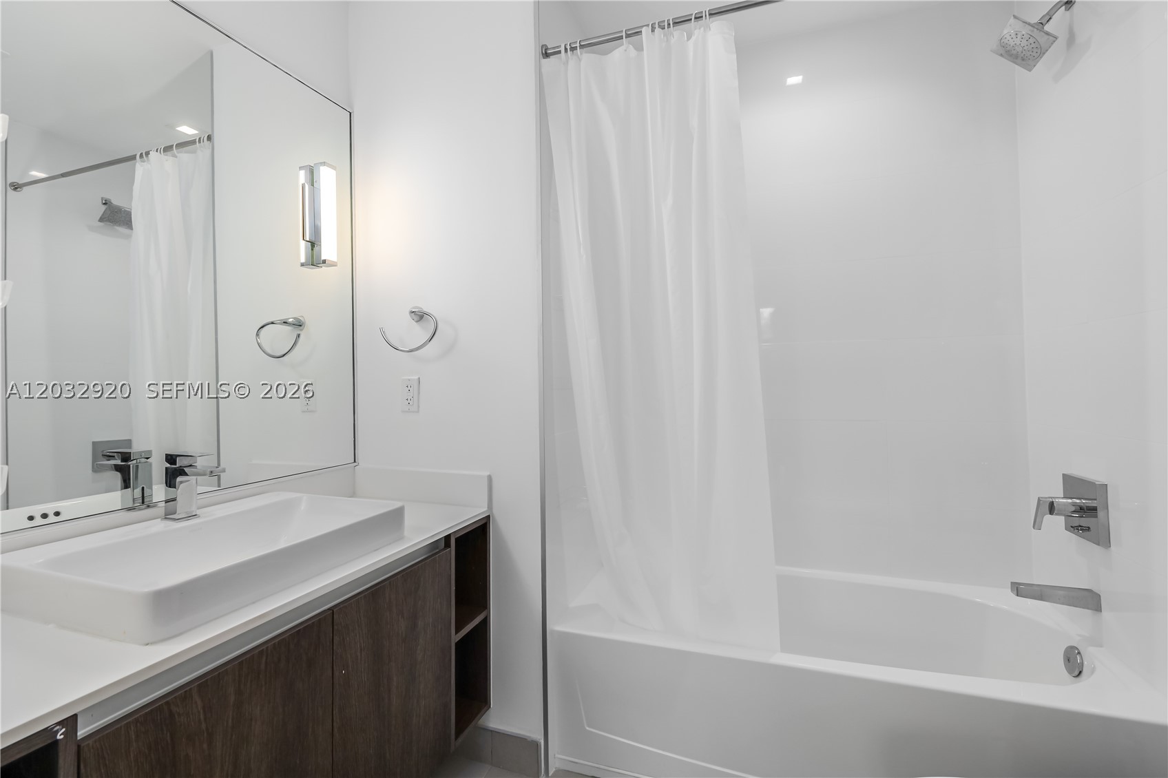 455 NE 39th St #109, Miami FL 33137