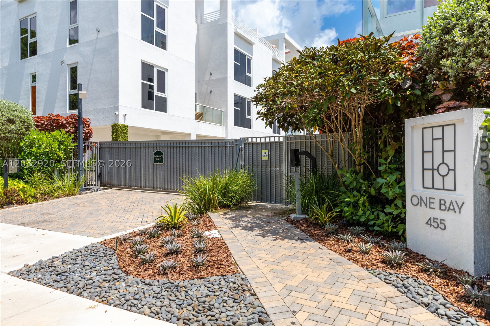 455 NE 39th St #109, Miami FL 33137