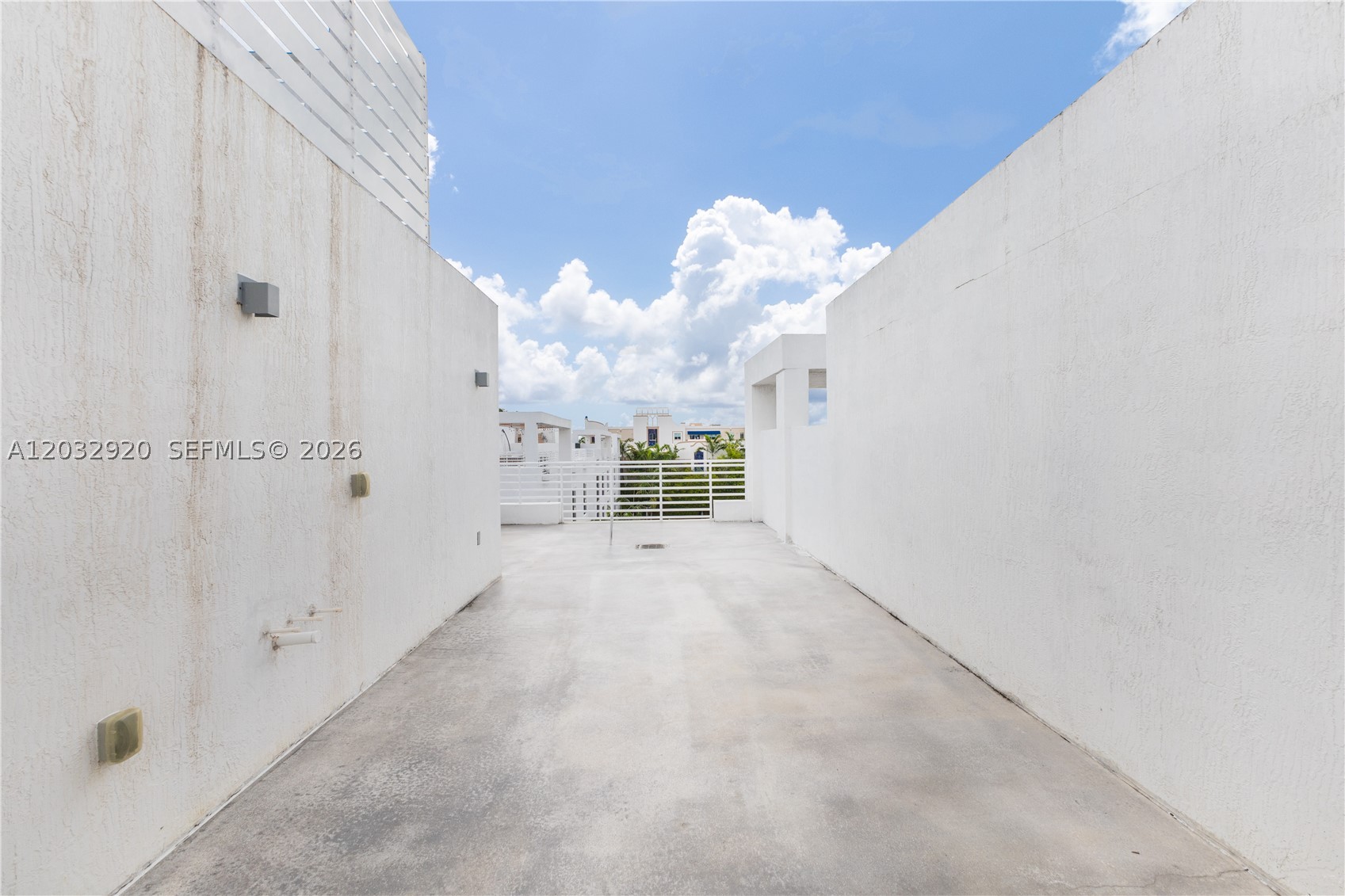 455 NE 39th St #109, Miami FL 33137