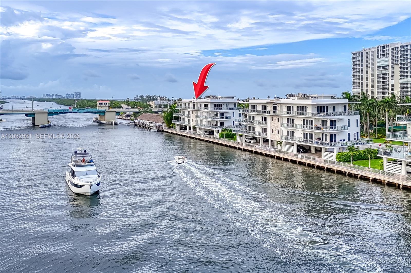 Hollywood FL 33019 - A12032921