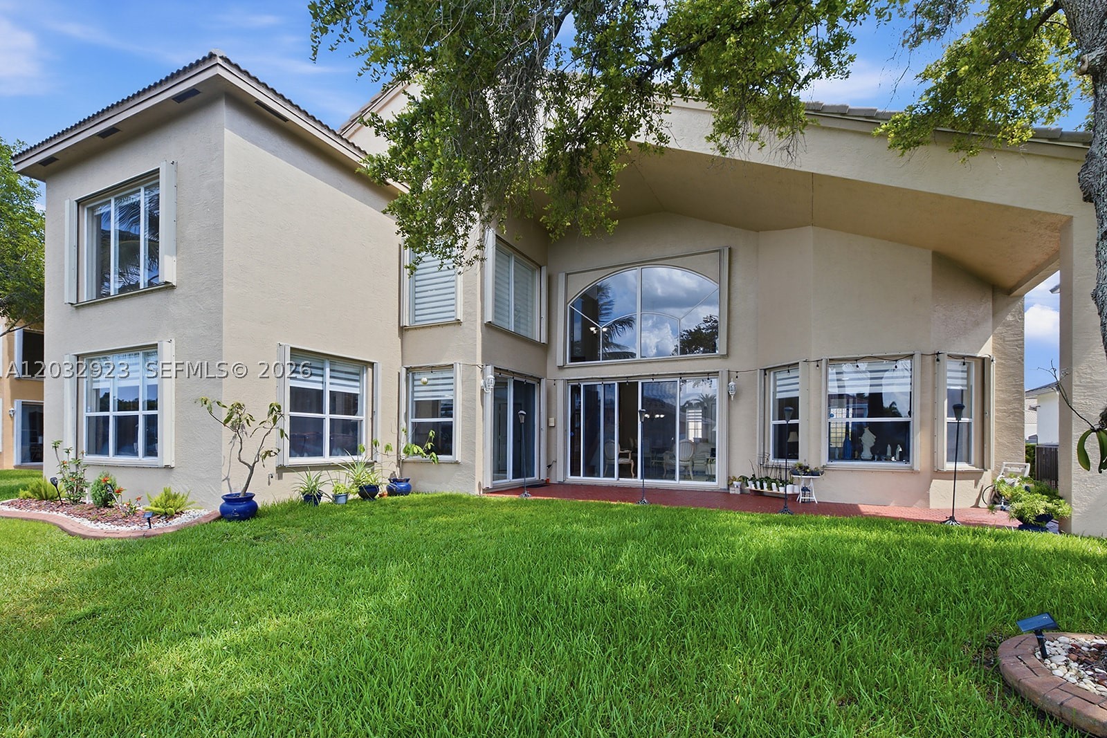 18543 SW 49th St, Miramar FL 33029