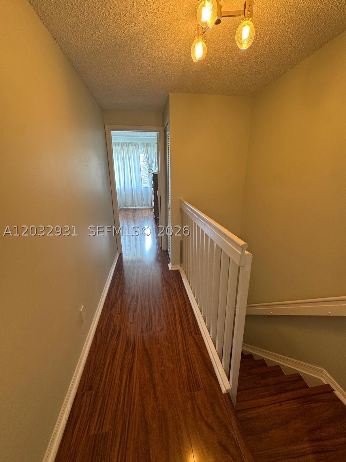 16682 Hemingway Dr, Weston FL 33326