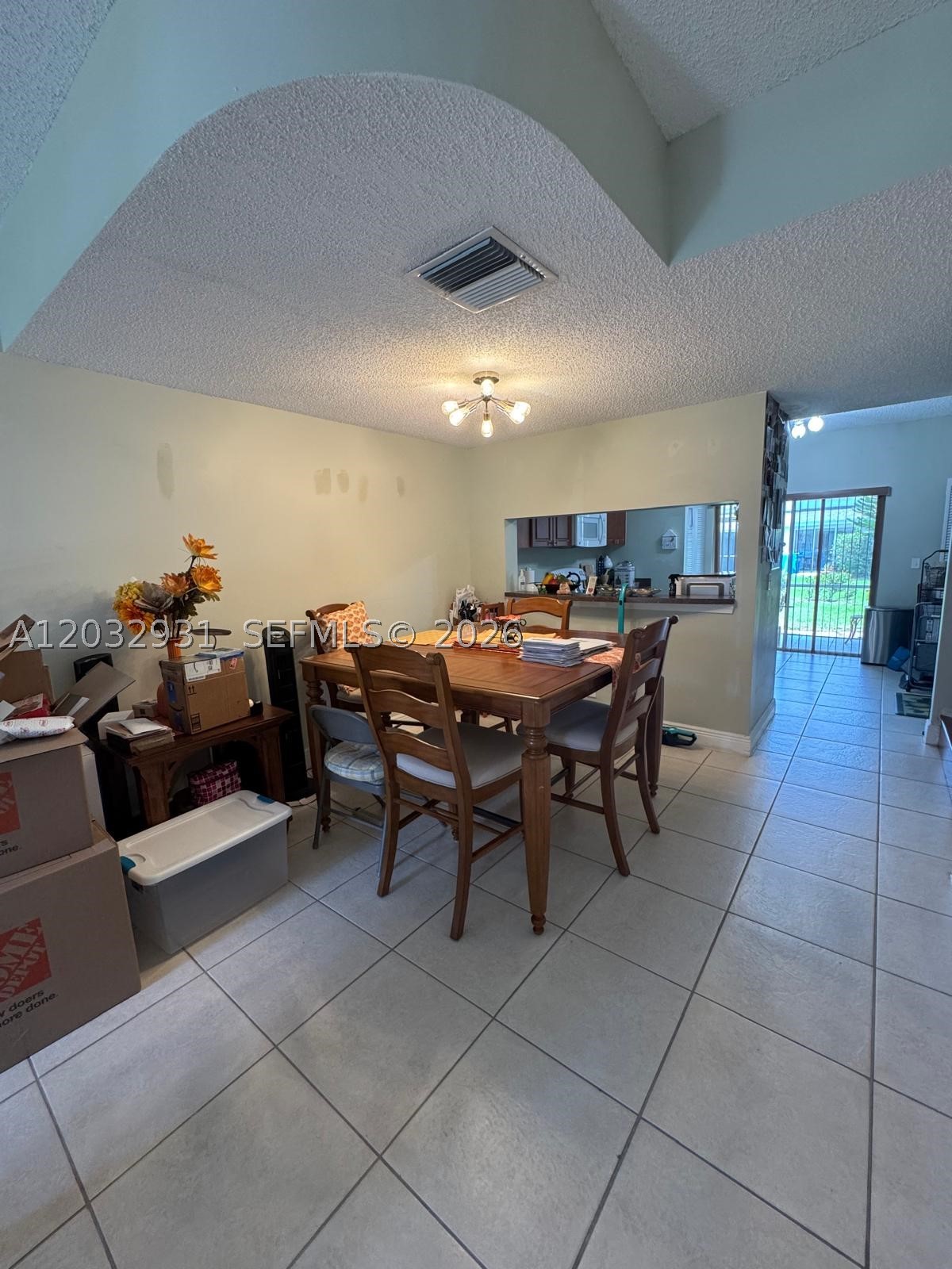 16682 Hemingway Dr, Weston FL 33326