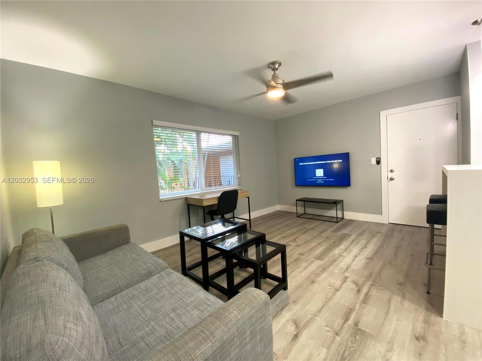 7901 SW 64 AVE #18, South Miami FL 33143