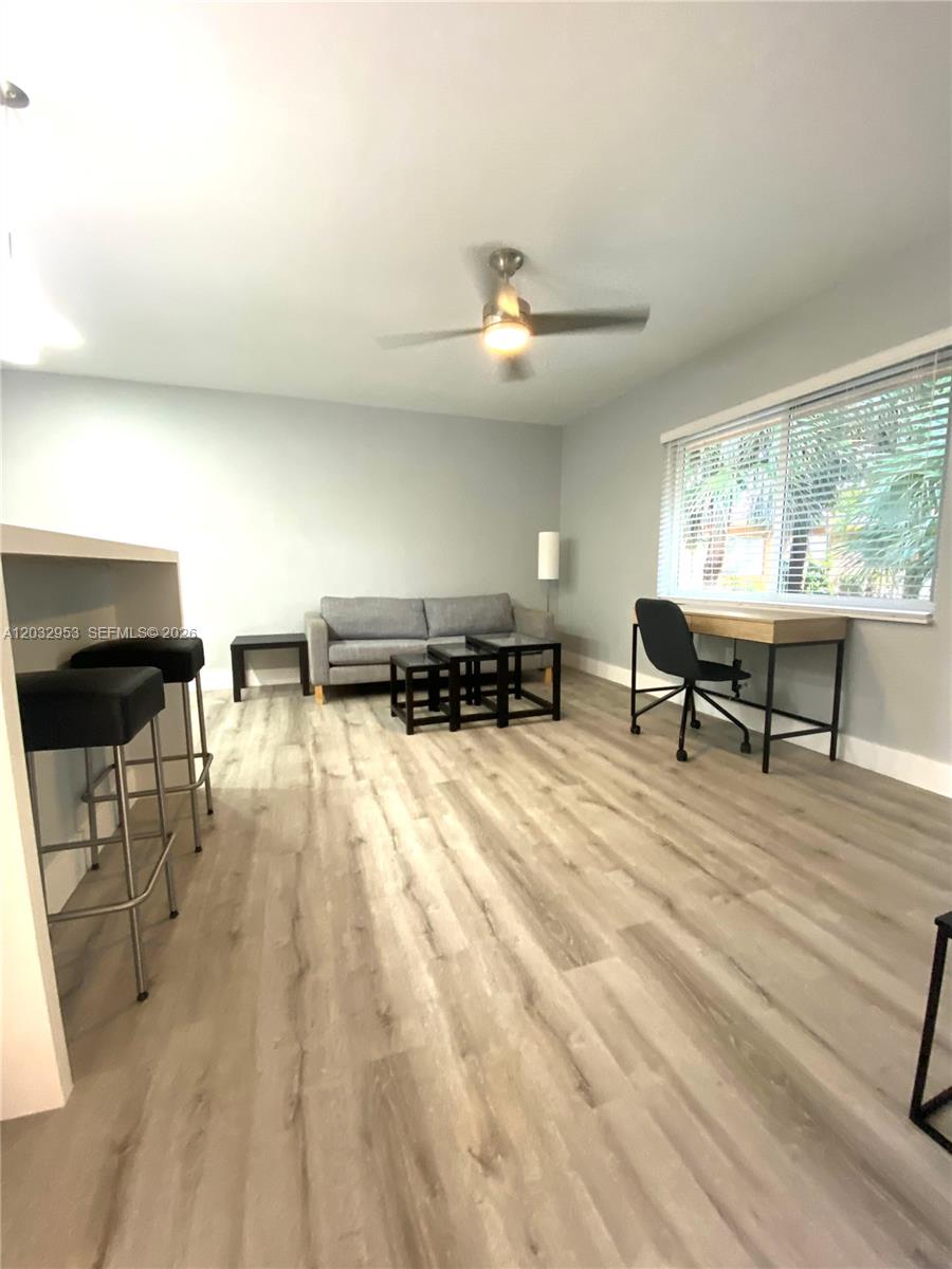 7901 SW 64 AVE #18, South Miami FL 33143