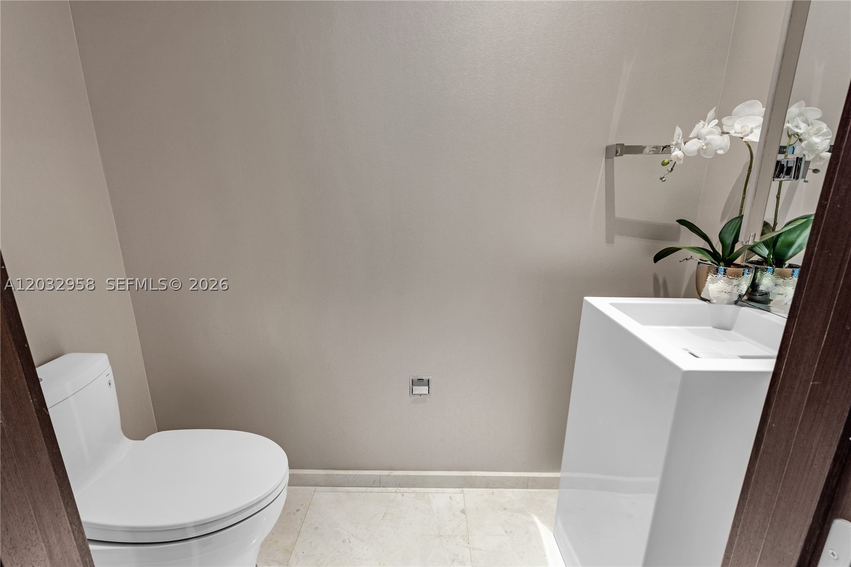 900 Brickell Key Blvd #1002, Miami FL 33131