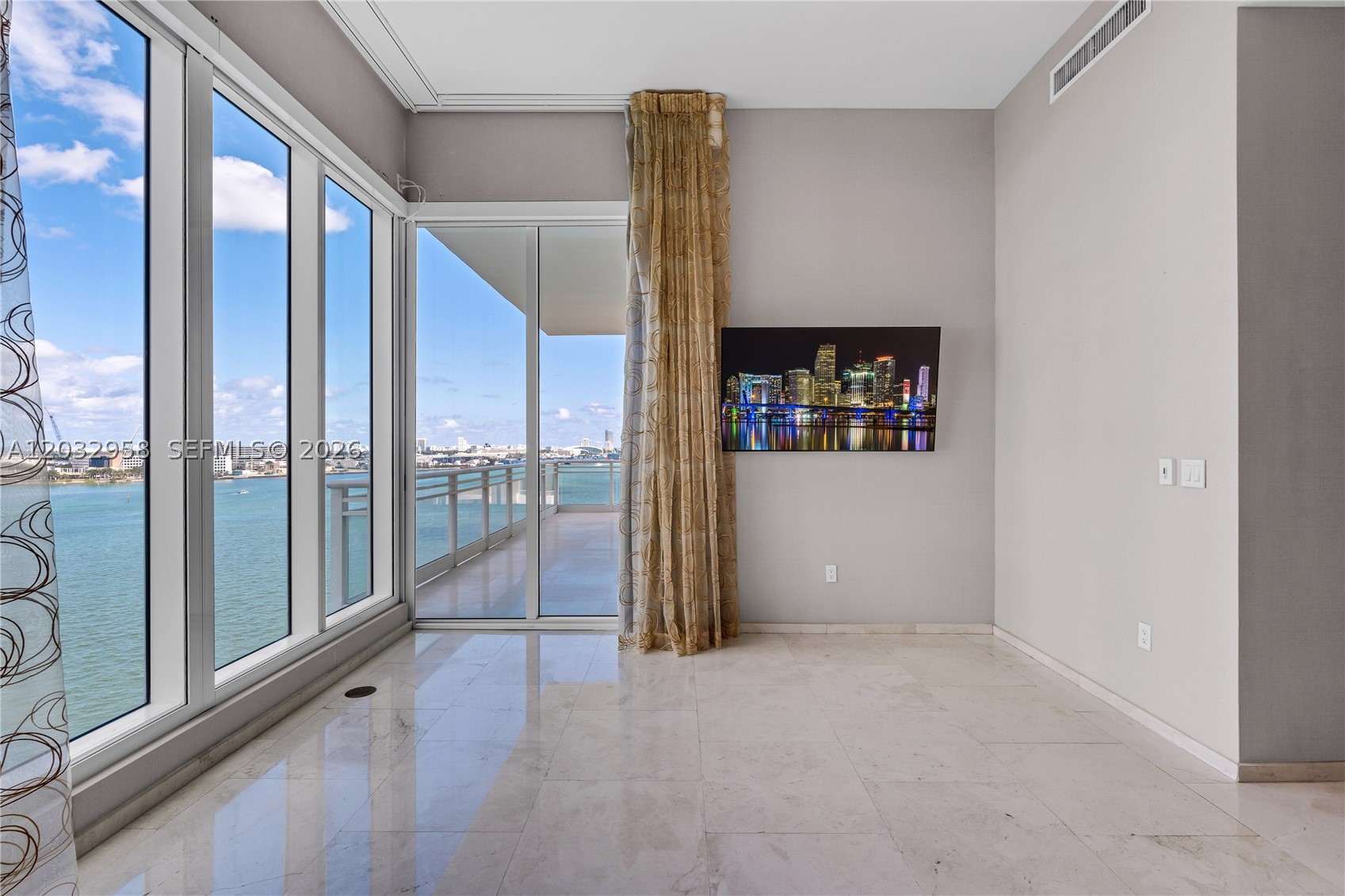 900 Brickell Key Blvd #1002, Miami FL 33131