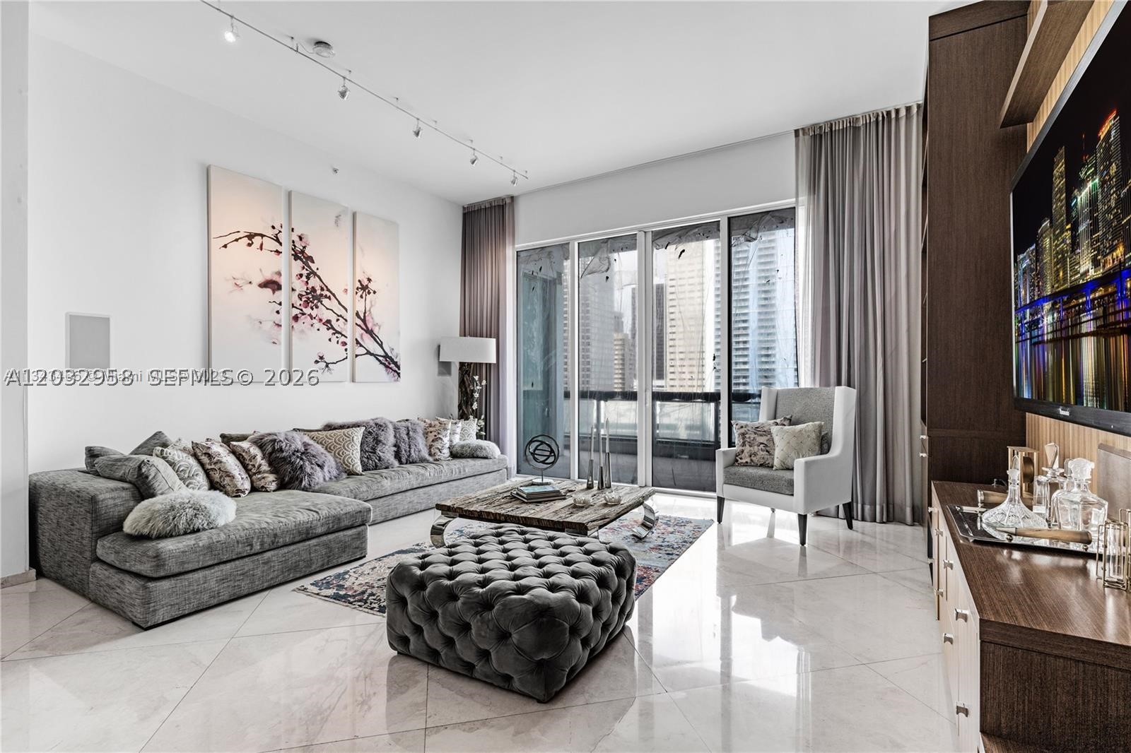 900 Brickell Key Blvd #1002, Miami FL 33131