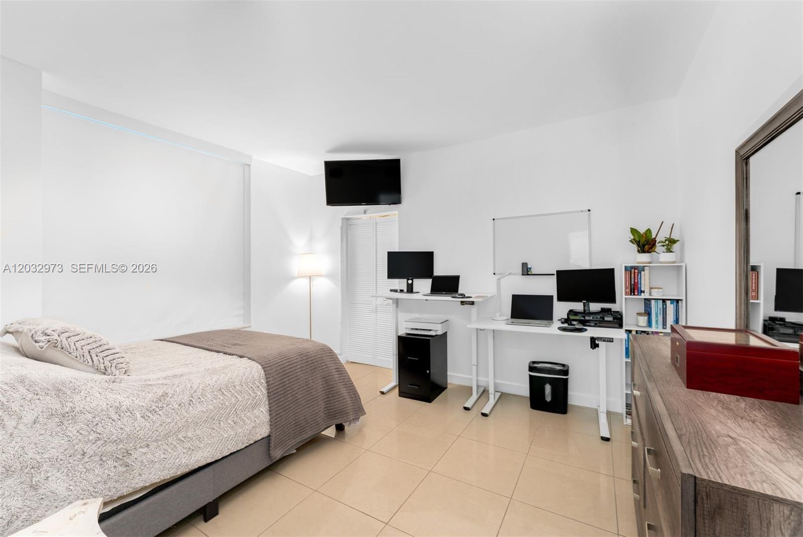 950 Brickell Bay Dr #803, Miami FL 33131