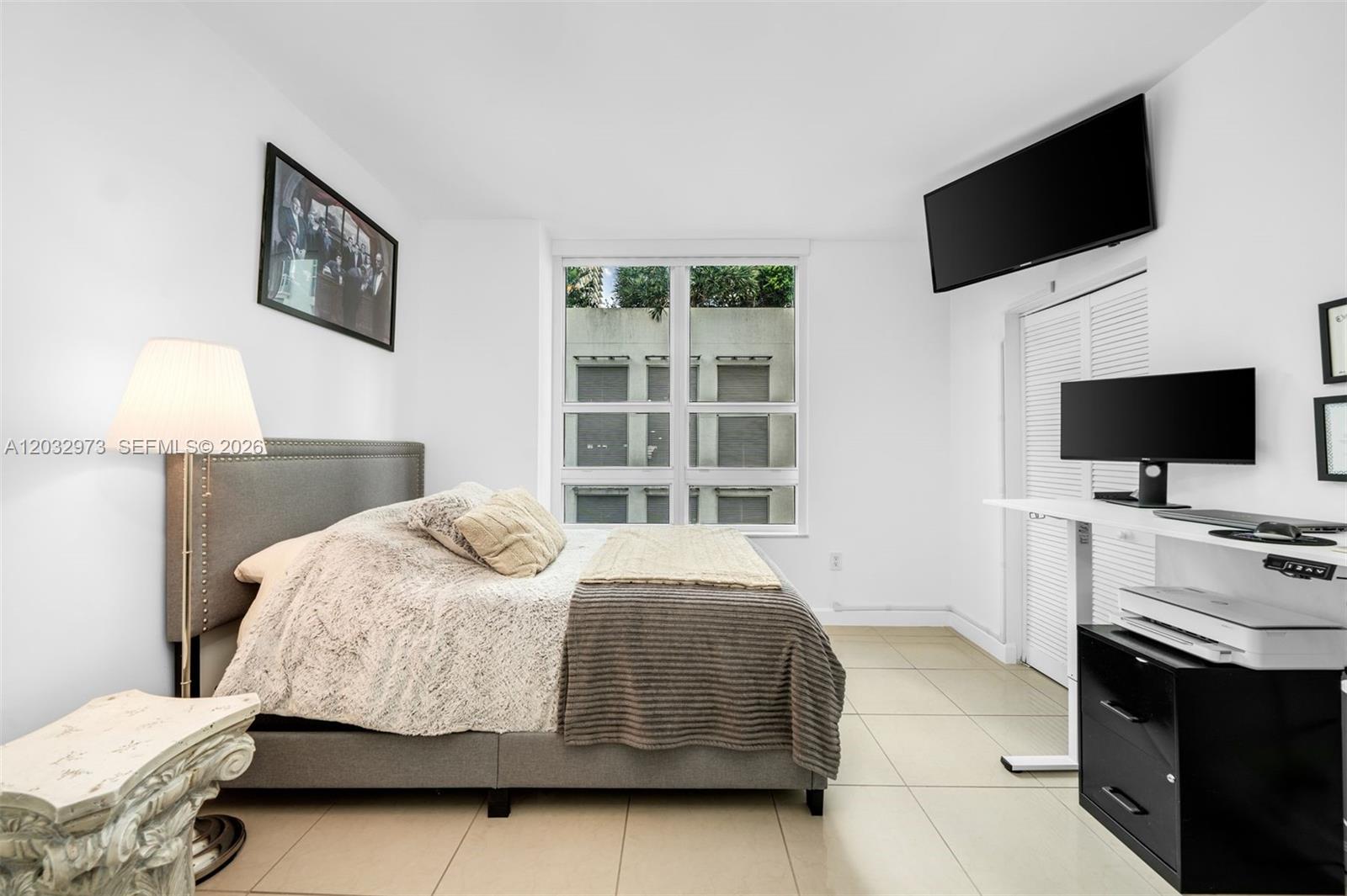 950 Brickell Bay Dr #803, Miami FL 33131