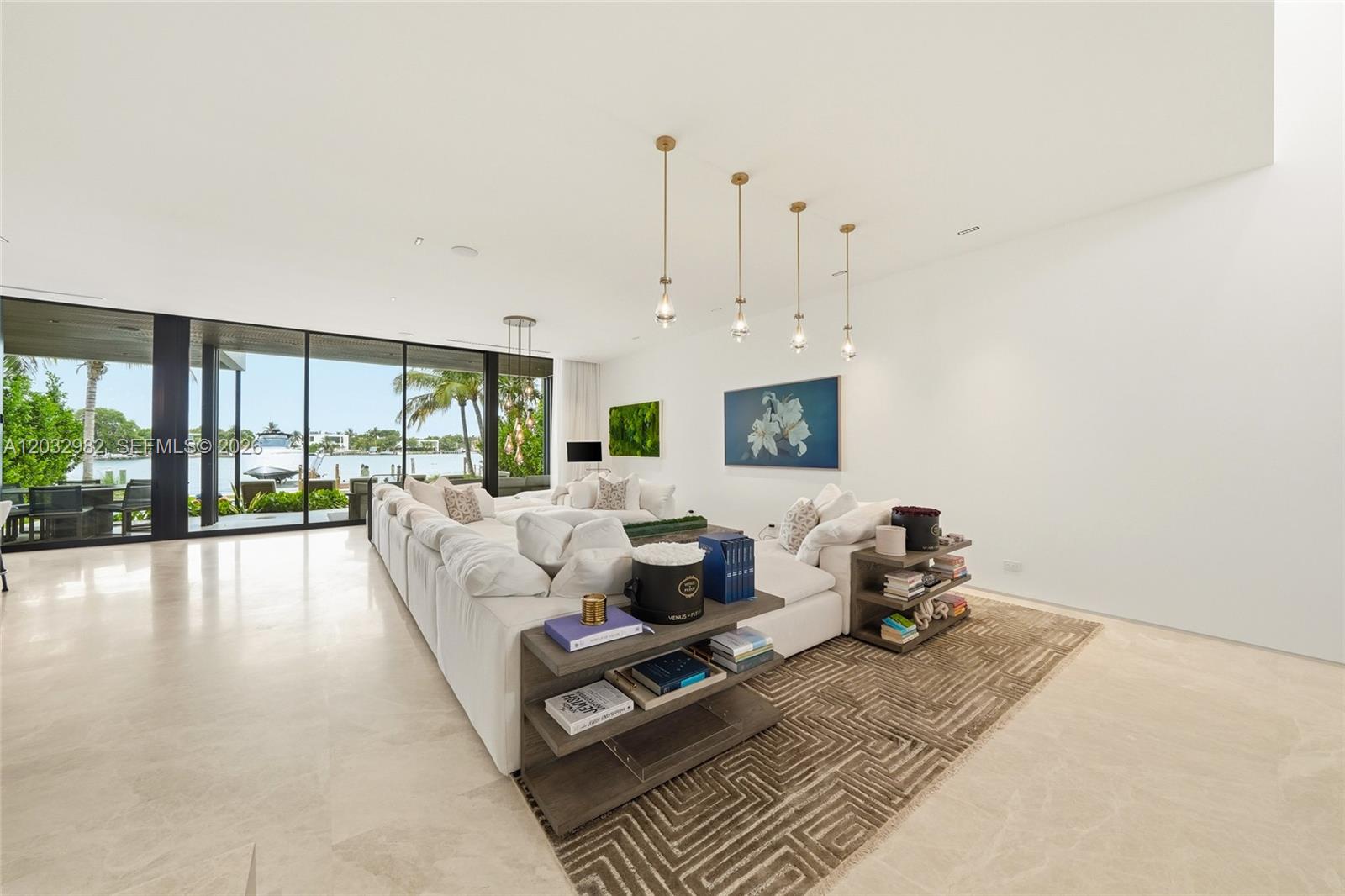 1050 Stillwater Dr, Miami Beach FL 33141