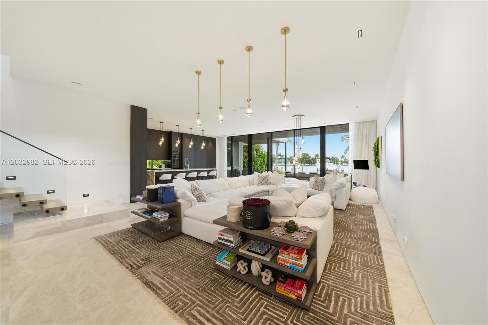 1050 Stillwater Dr, Miami Beach FL 33141