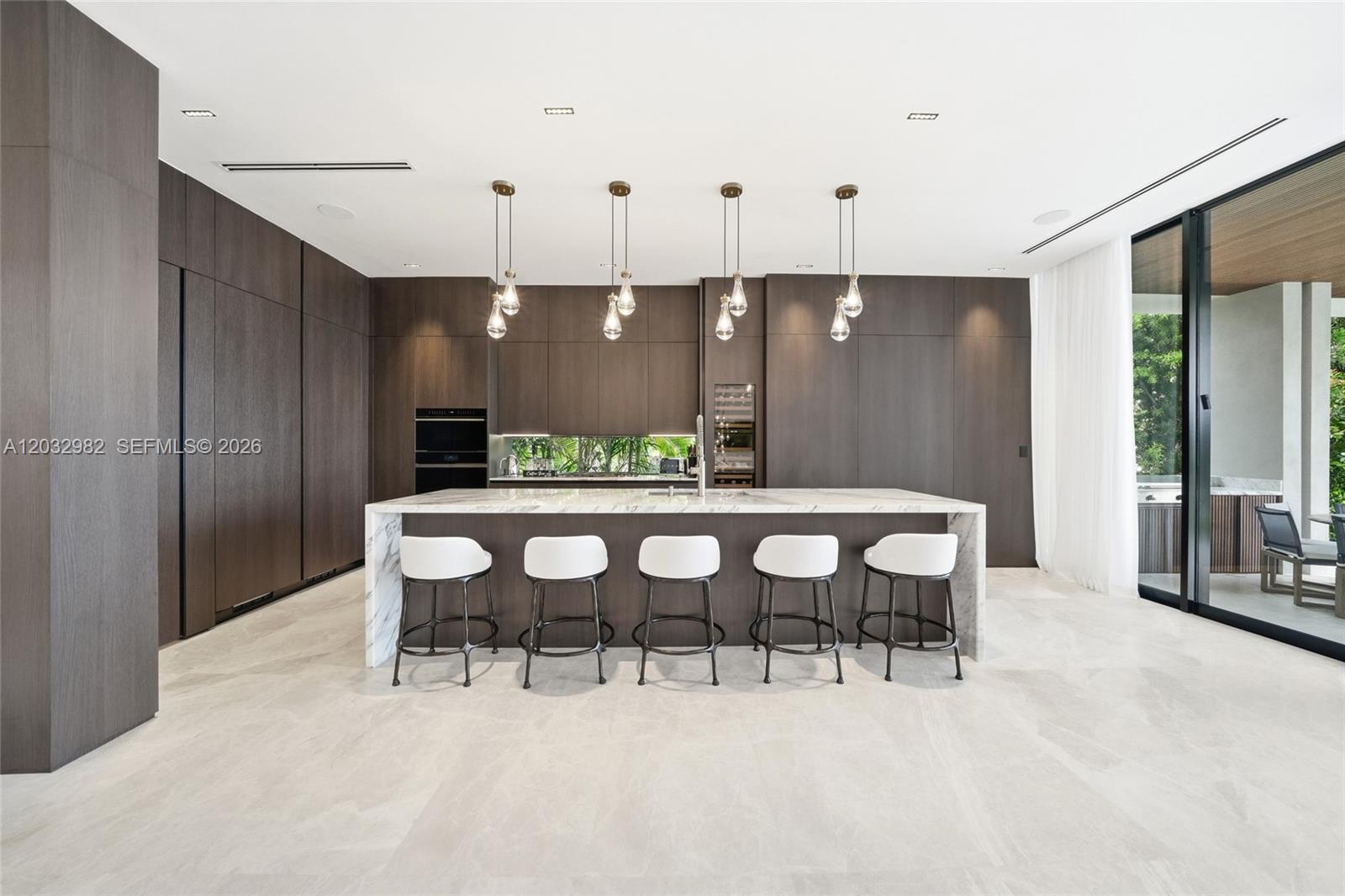 1050 Stillwater Dr, Miami Beach FL 33141