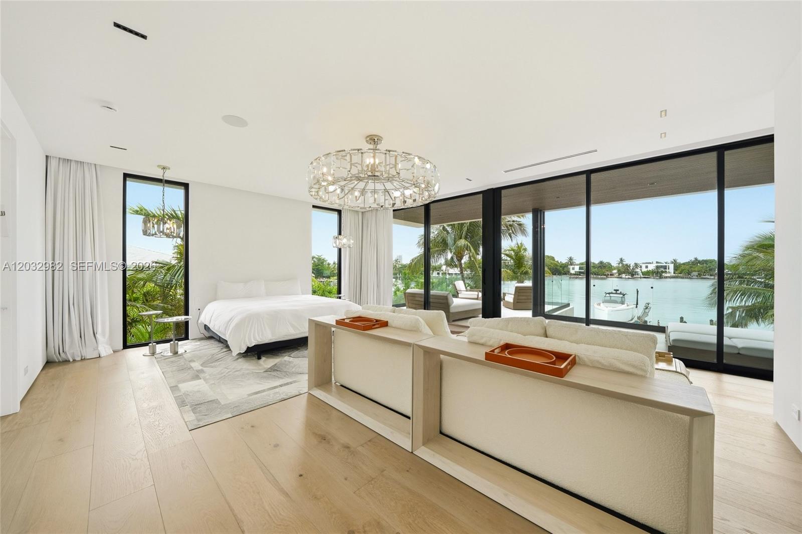 1050 Stillwater Dr, Miami Beach FL 33141