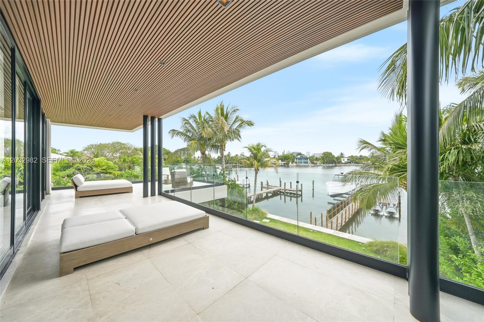 1050 Stillwater Dr, Miami Beach FL 33141