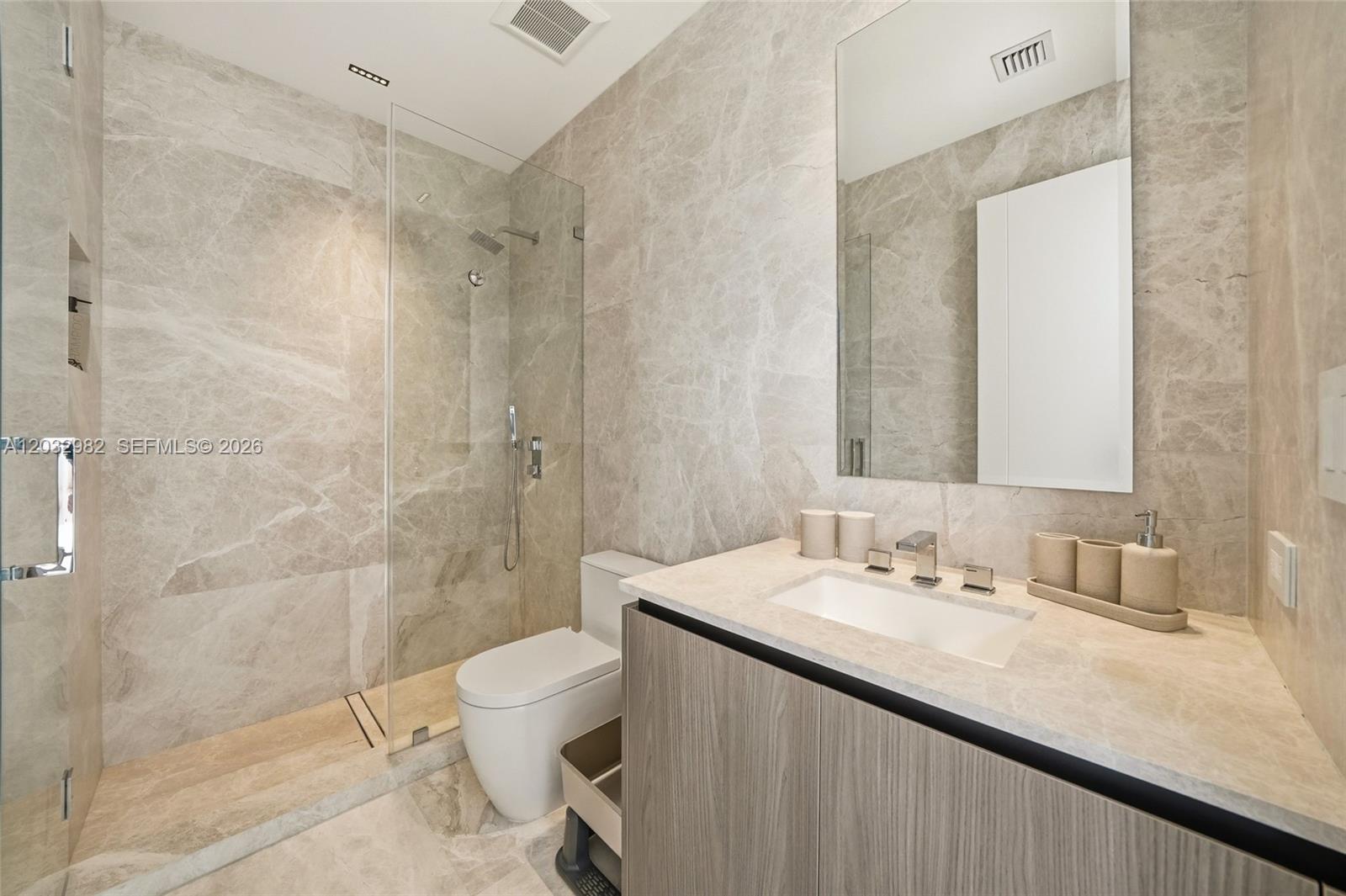 1050 Stillwater Dr, Miami Beach FL 33141