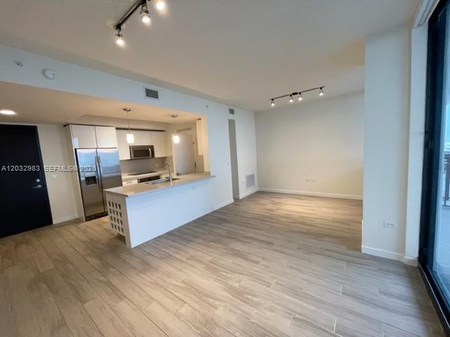 999 SW 1st Ave #3115, Miami FL 33130