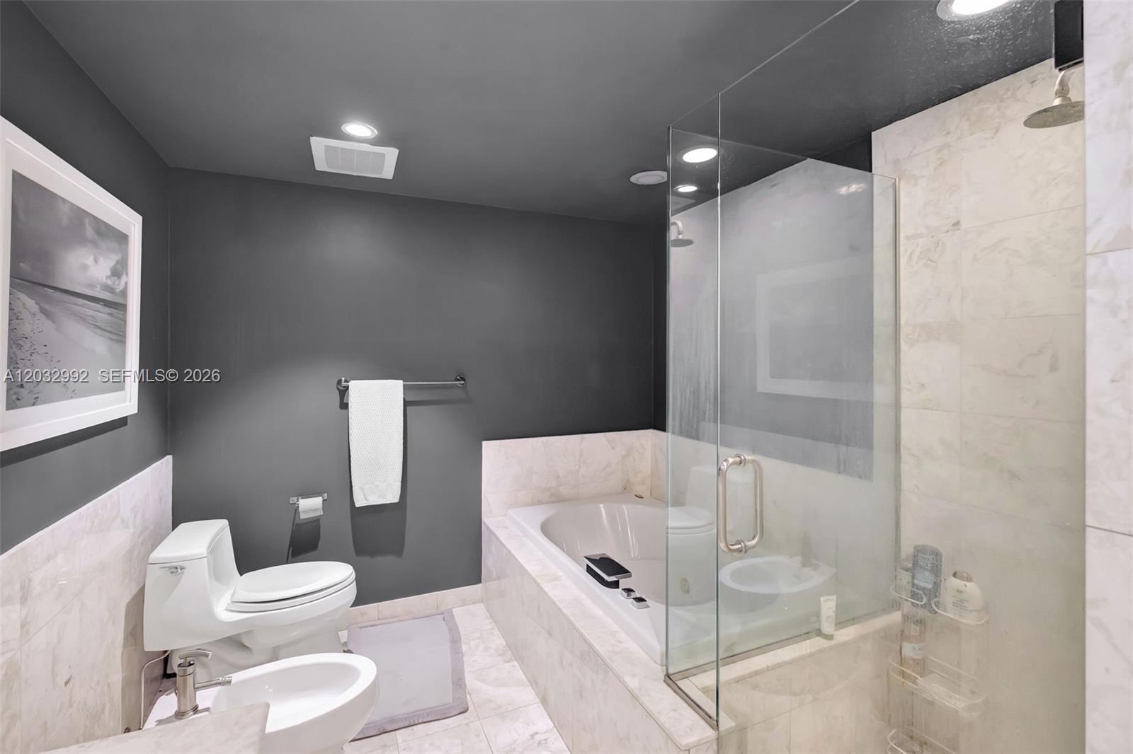 1331 Brickell Bay Dr #1504, Miami FL 33131