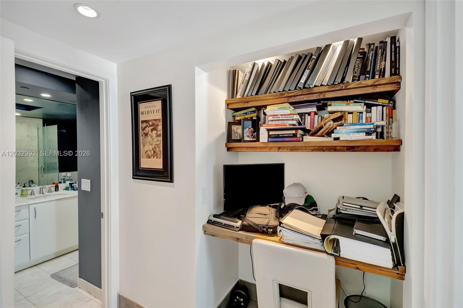1331 Brickell Bay Dr #1504, Miami FL 33131