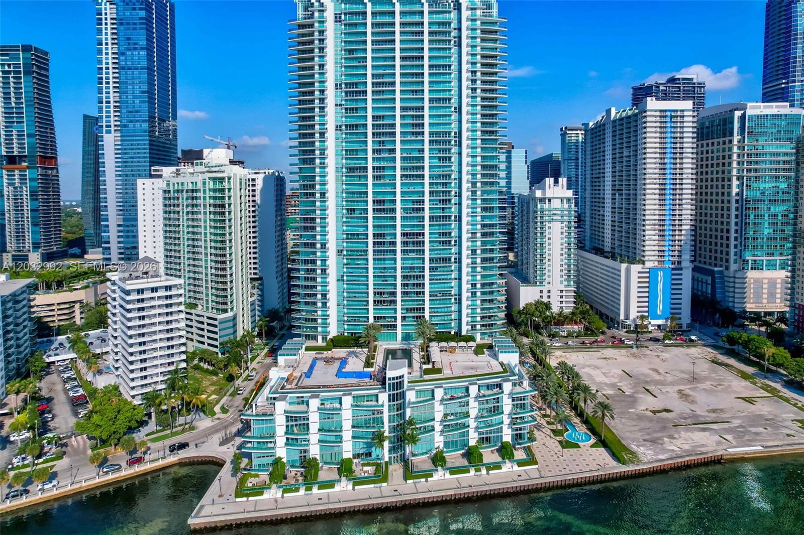 1331 Brickell Bay Dr #1504, Miami FL 33131