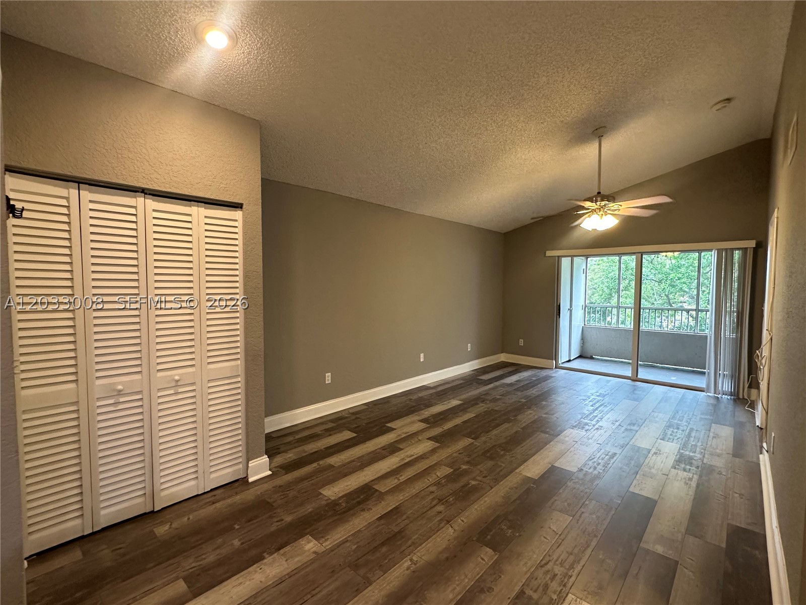 2871 N Oakland Forest Dr #308, Oakland Park FL 33309