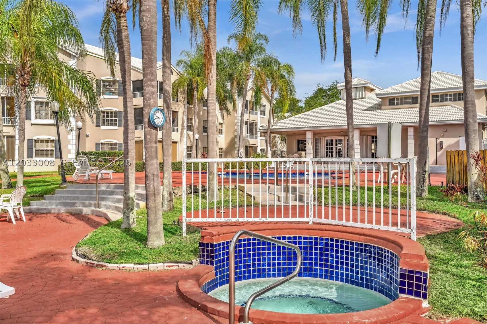 2871 N Oakland Forest Dr #308, Oakland Park FL 33309