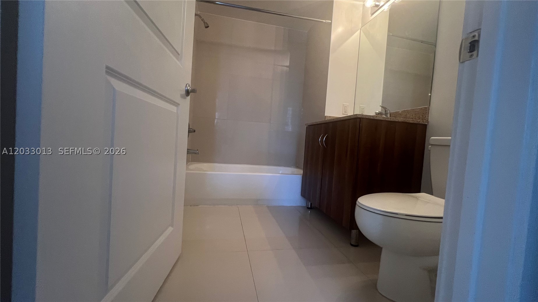 601 NE 23rd St #1004, Miami FL 33137