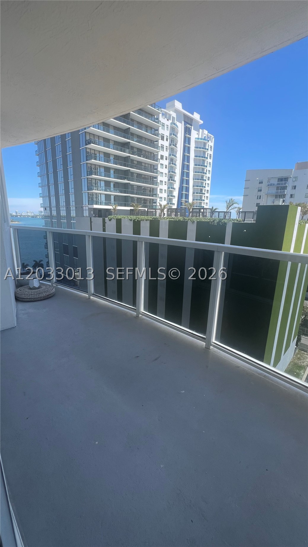 601 NE 23rd St #1004, Miami FL 33137