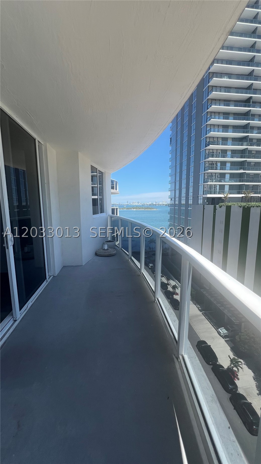601 NE 23rd St #1004, Miami FL 33137