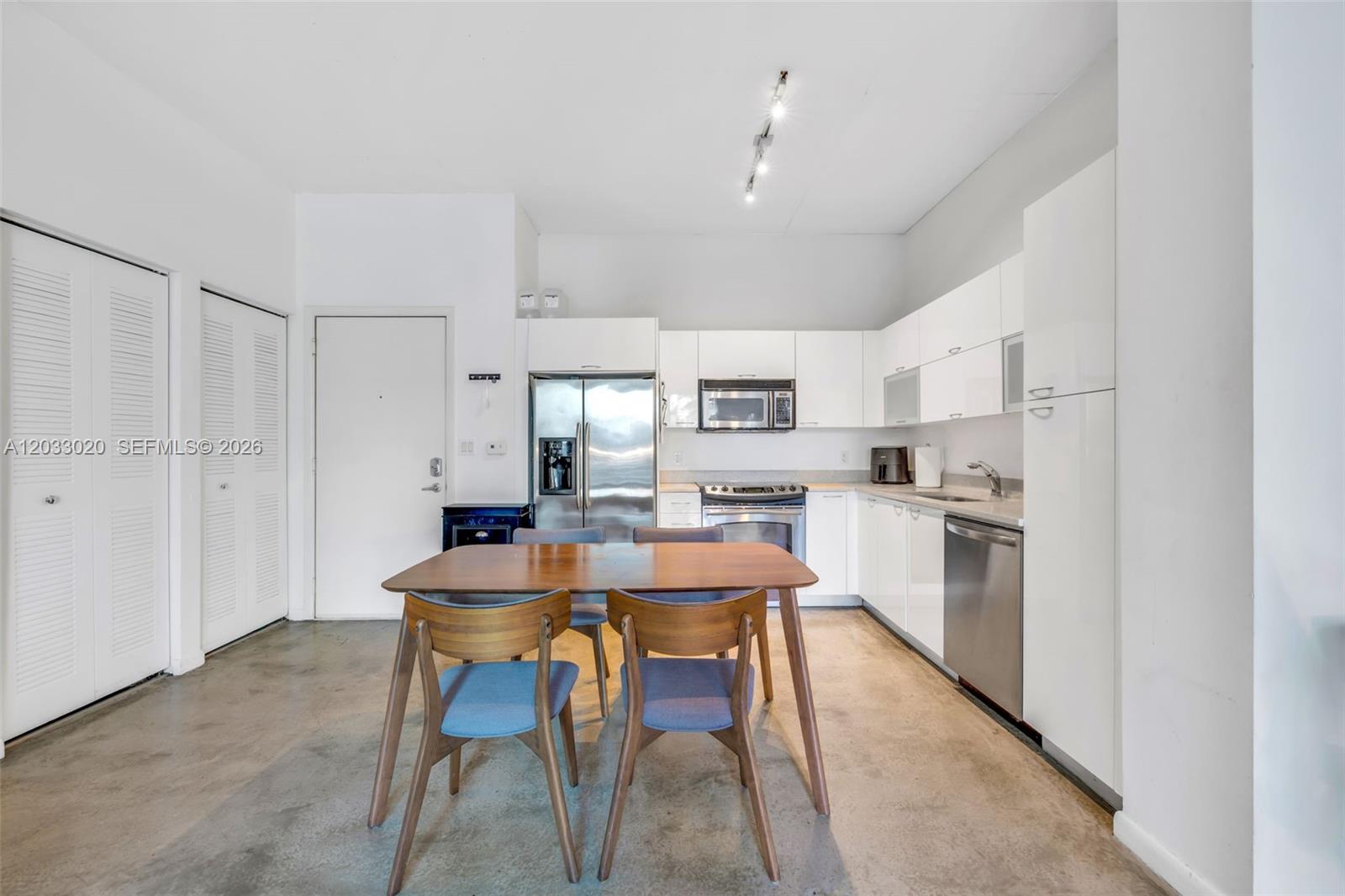 234 NE 3rd St #1108, Miami FL 33132