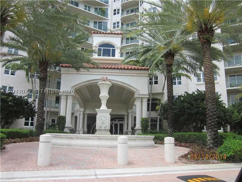 19900 E Country Club Dr #218, Aventura FL 33180