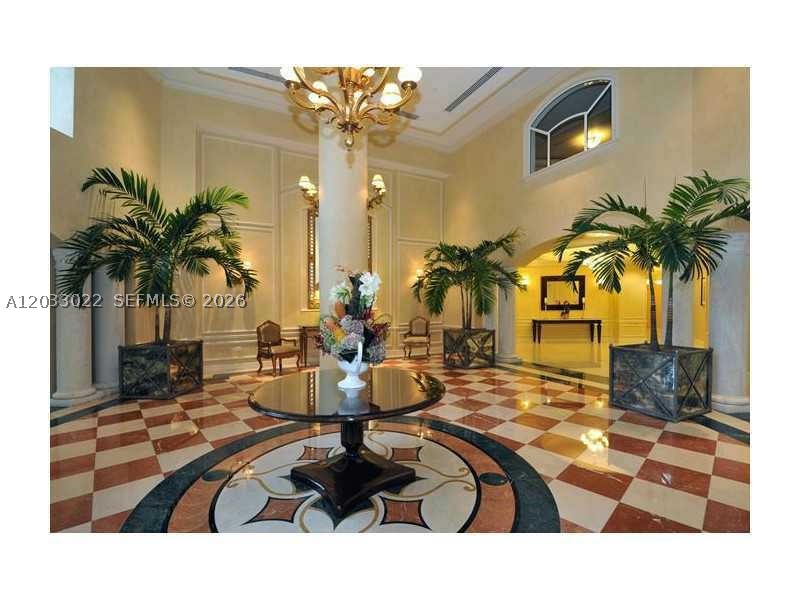 19900 E Country Club Dr #218, Aventura FL 33180
