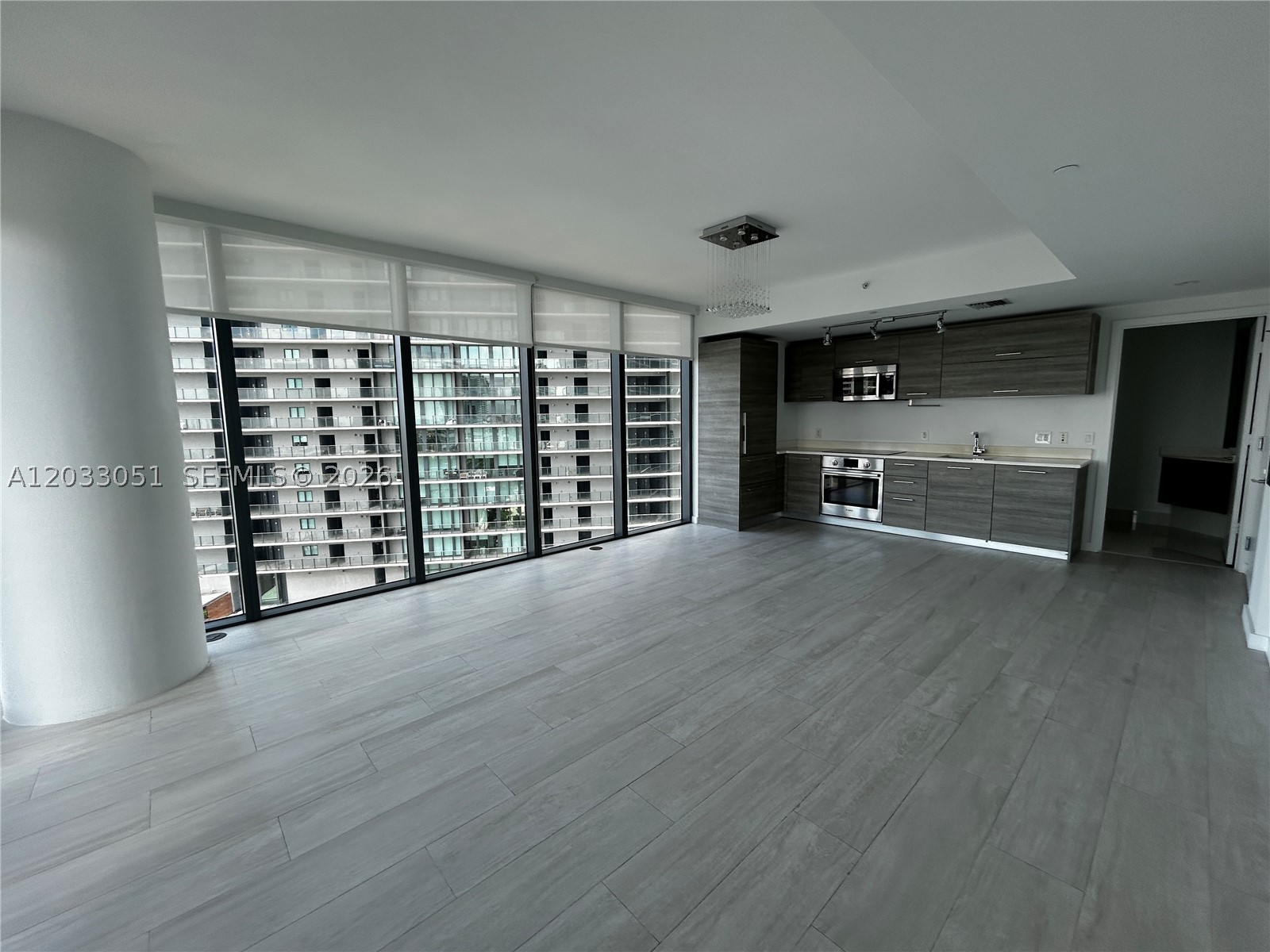 650 NE 32nd St #1608, Miami FL 33137
