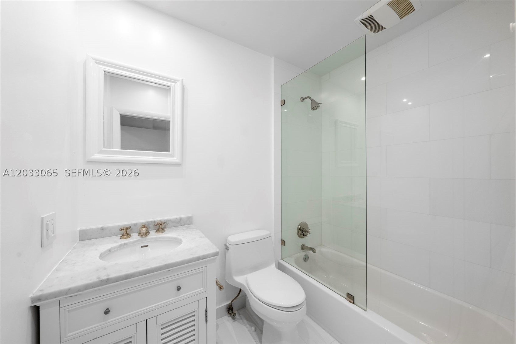 5600 Oakwood Ln, Coral Gables FL 33156