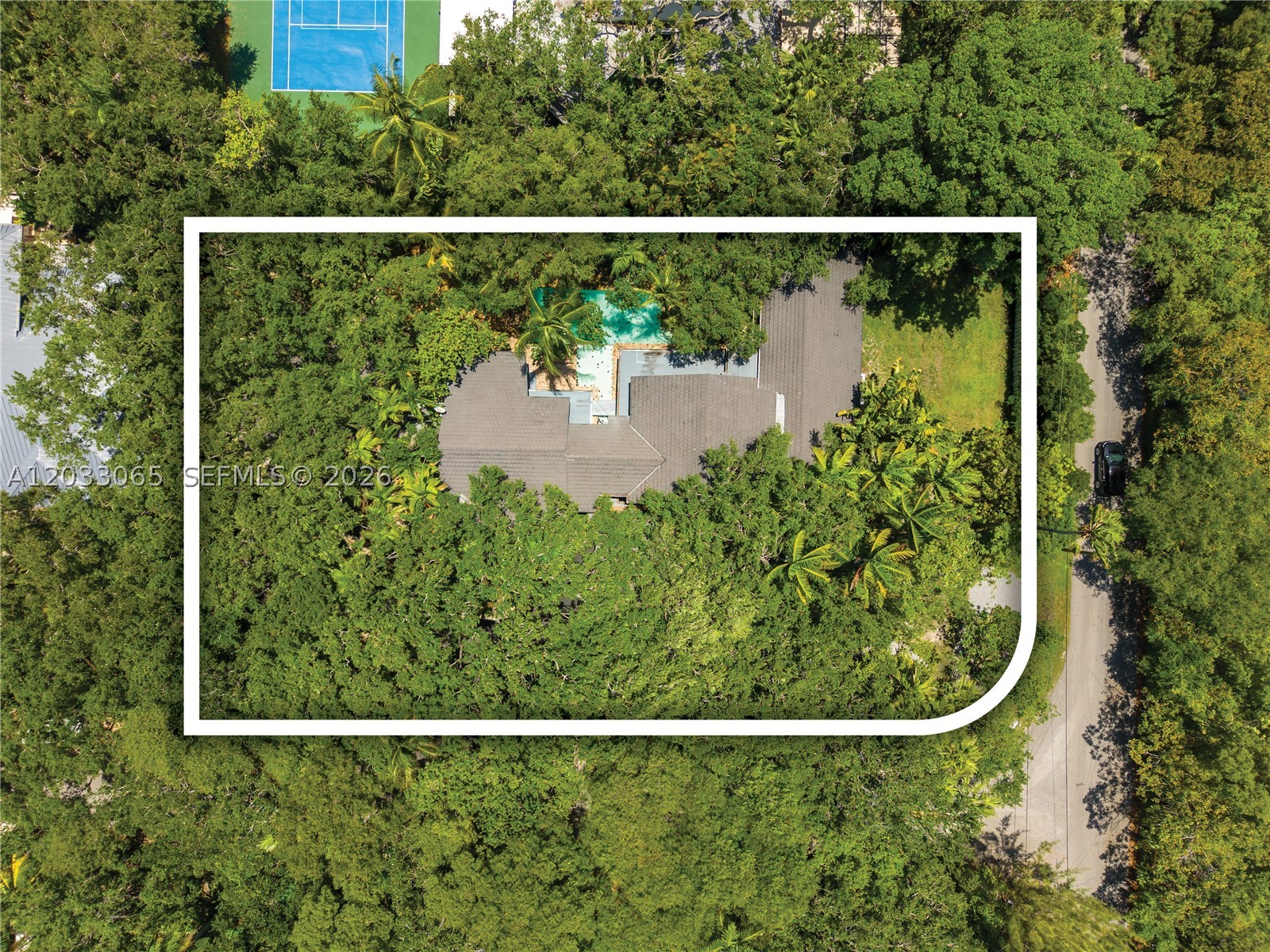 5600 Oakwood Ln, Coral Gables FL 33156