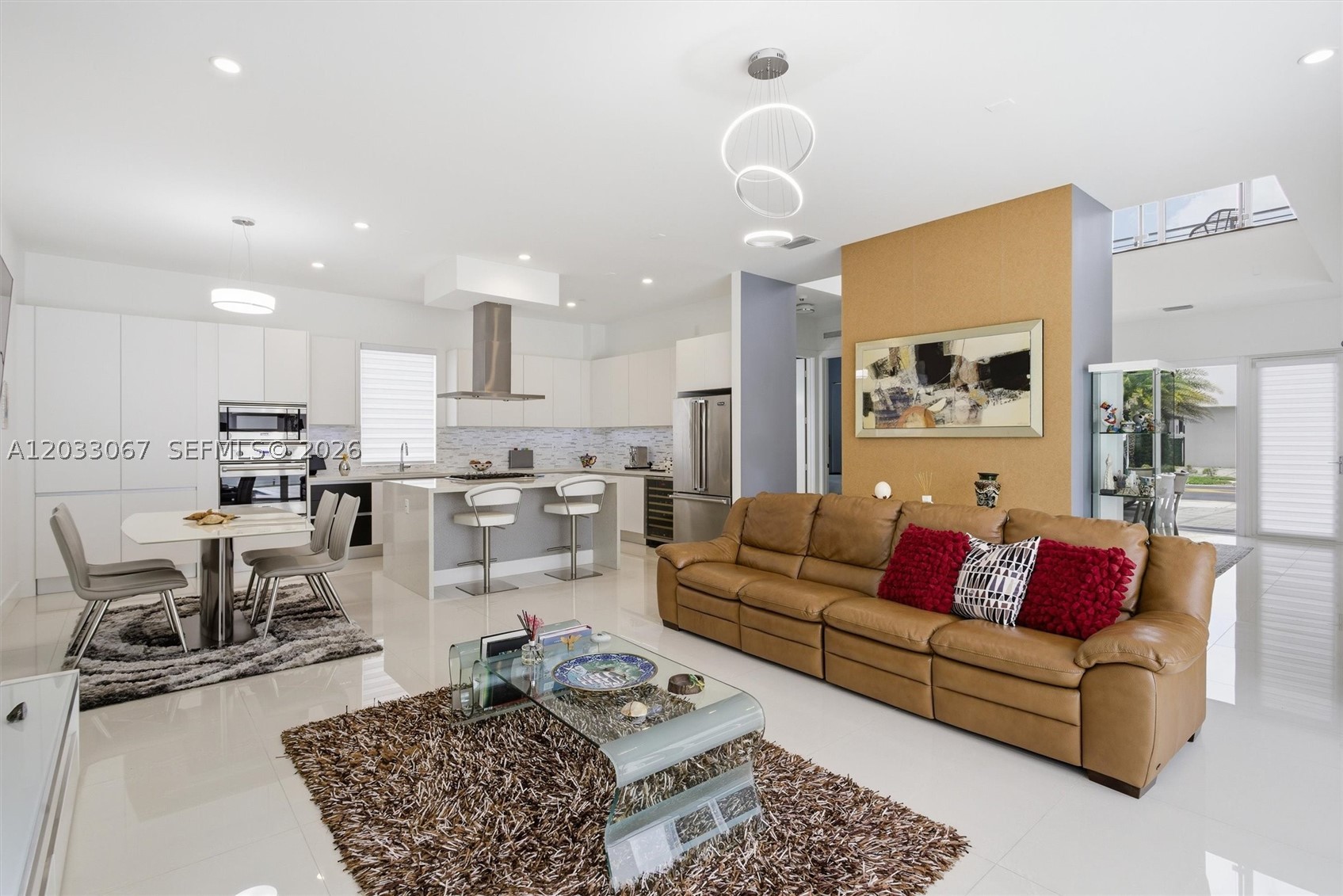 7472 NW 100th Ave, Doral FL 33178