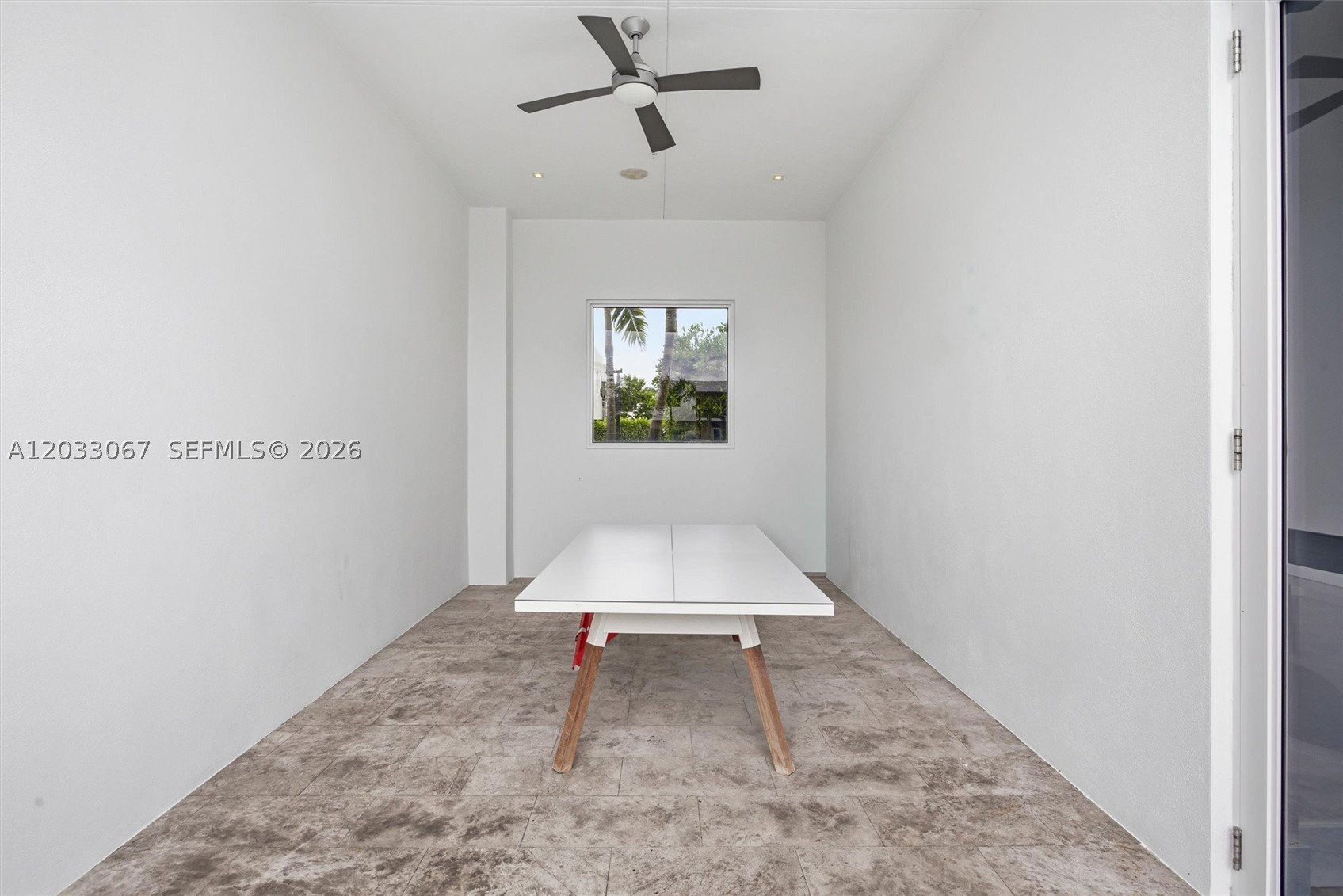 7472 NW 100th Ave, Doral FL 33178