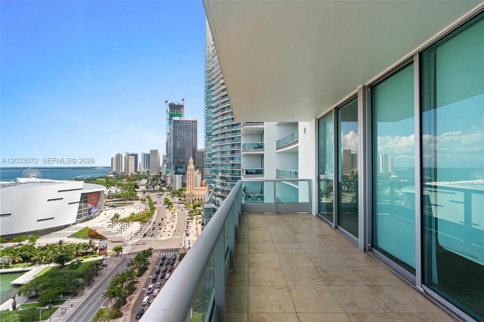 900 Biscayne Blvd #2304, Miami FL 33132
