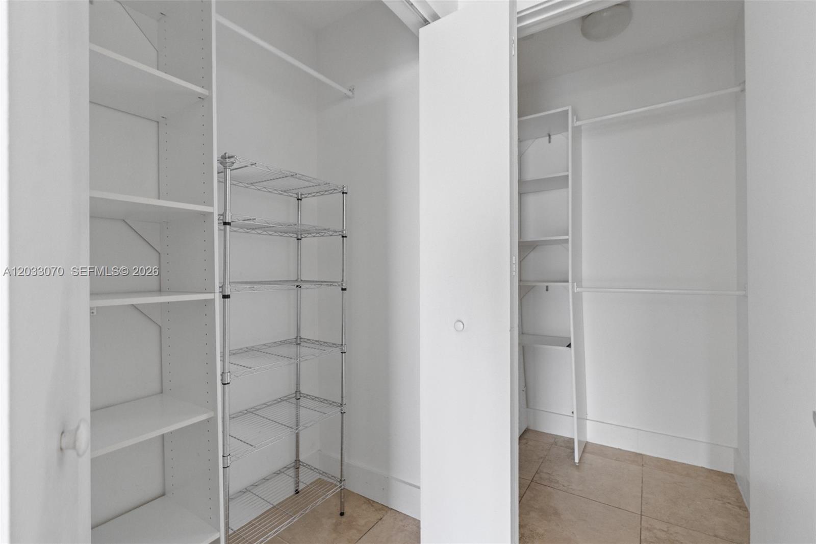 900 Biscayne Blvd #2304, Miami FL 33132