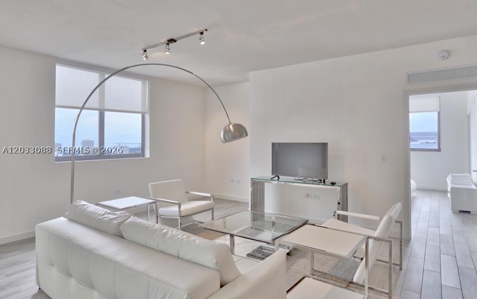 999 SW 1st Ave #2404, Miami FL 33130