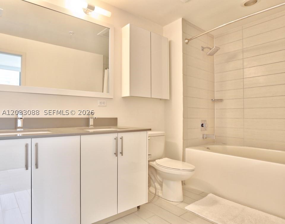 999 SW 1st Ave #2404, Miami FL 33130