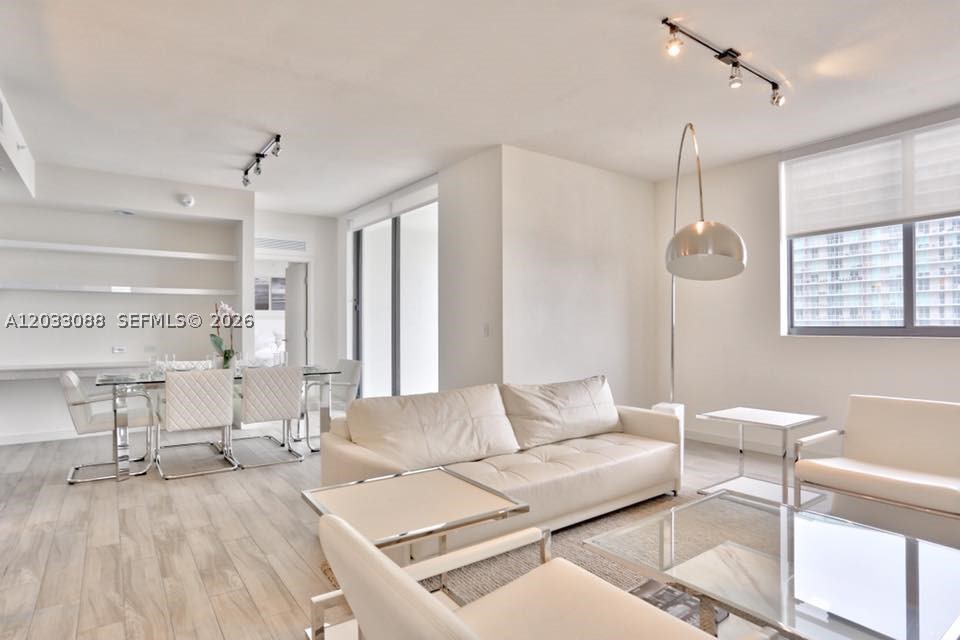 999 SW 1st Ave #2404, Miami FL 33130