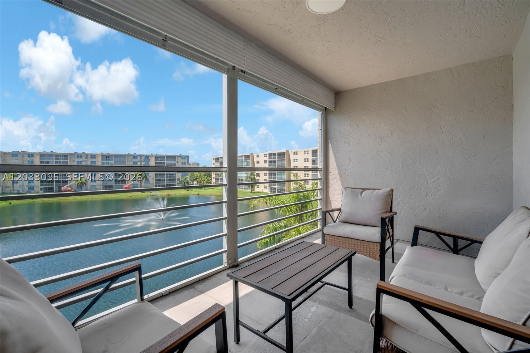 441 SE 3rd St #404, Dania Beach FL 33004