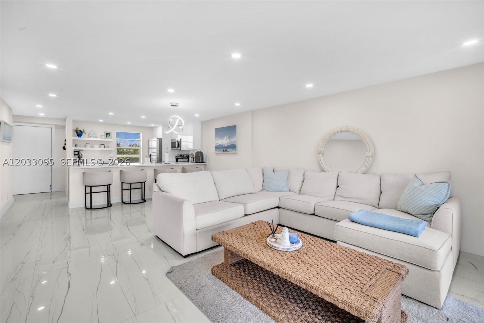 441 SE 3rd St #404, Dania Beach FL 33004