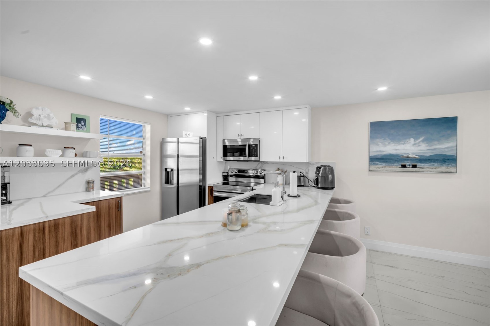 441 SE 3rd St #404, Dania Beach FL 33004
