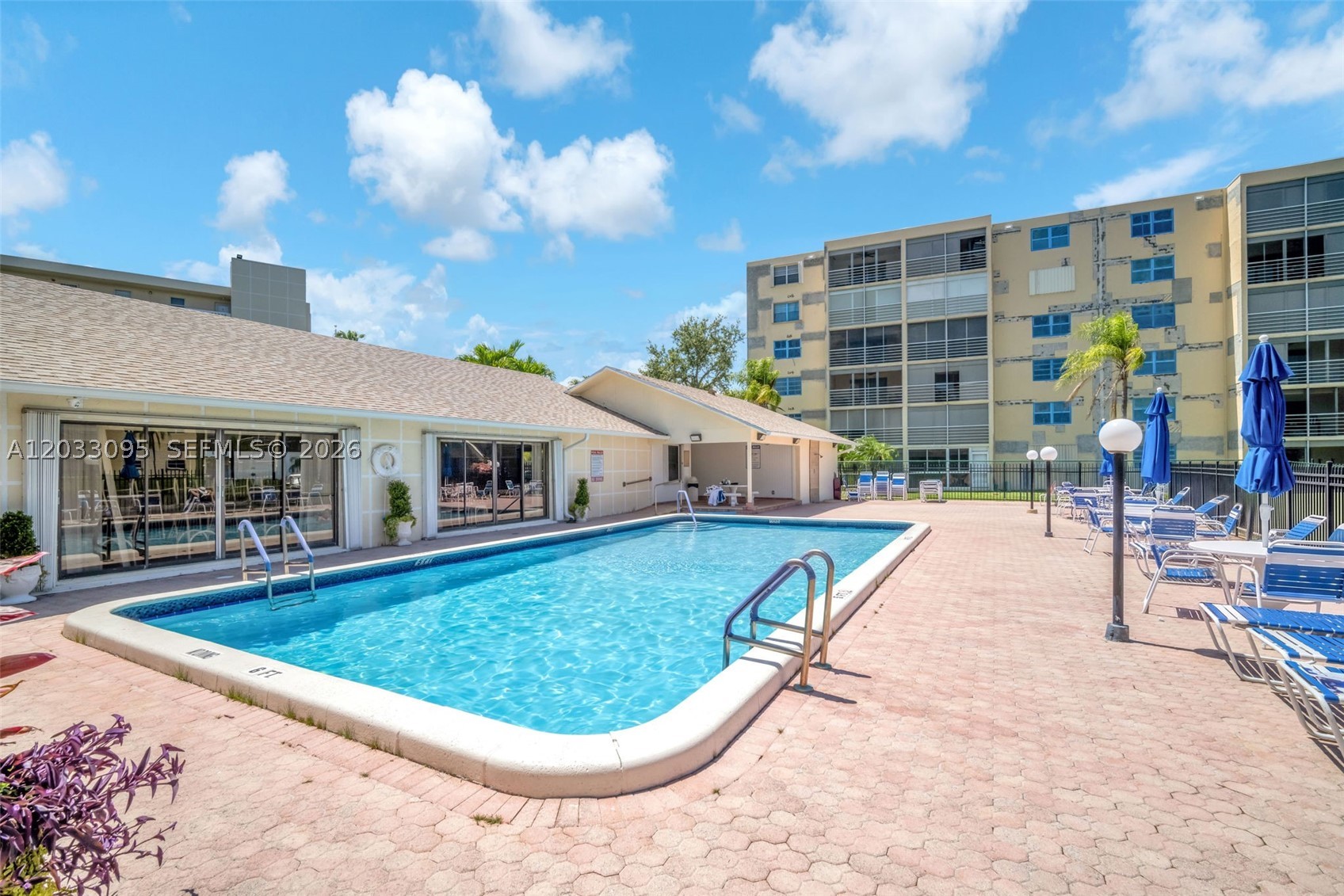 441 SE 3rd St #404, Dania Beach FL 33004