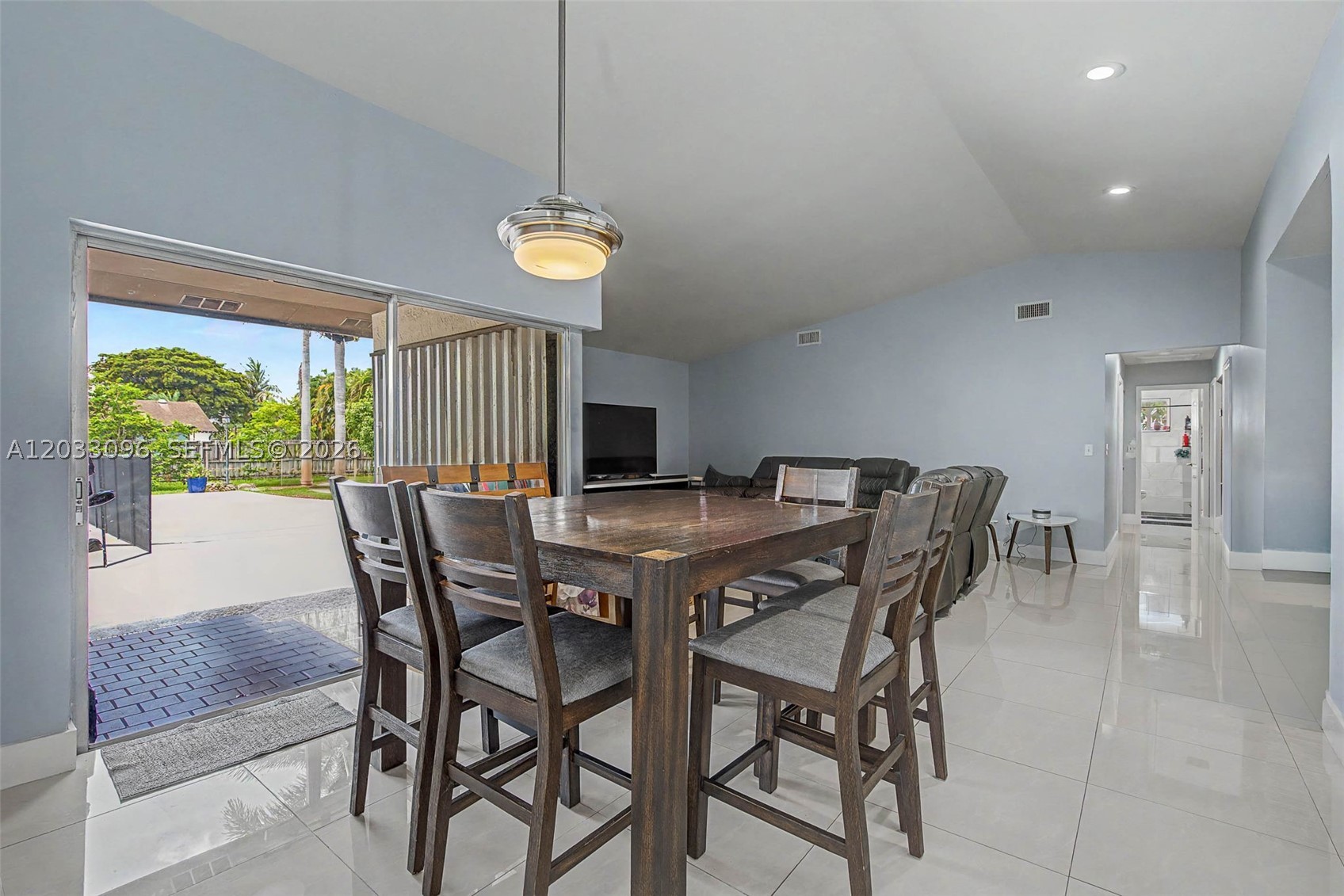 1475 NW 19 ST, Homestead FL 33030