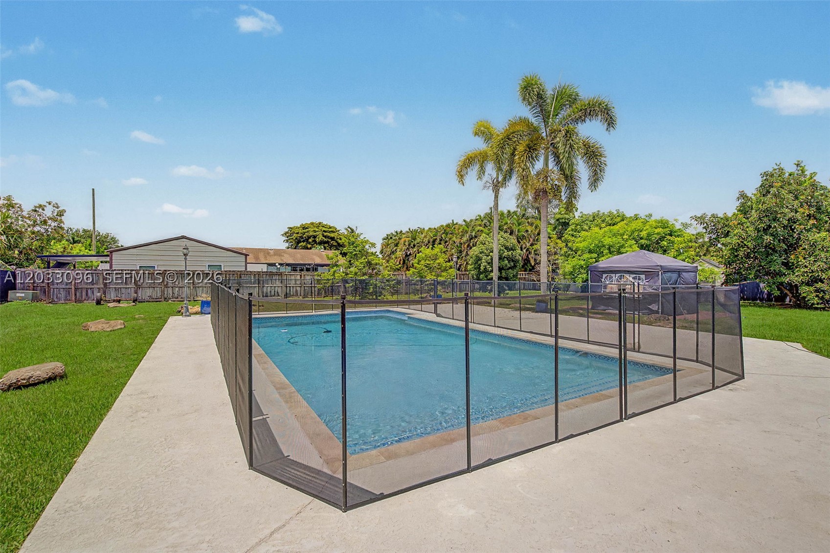 1475 NW 19 ST, Homestead FL 33030