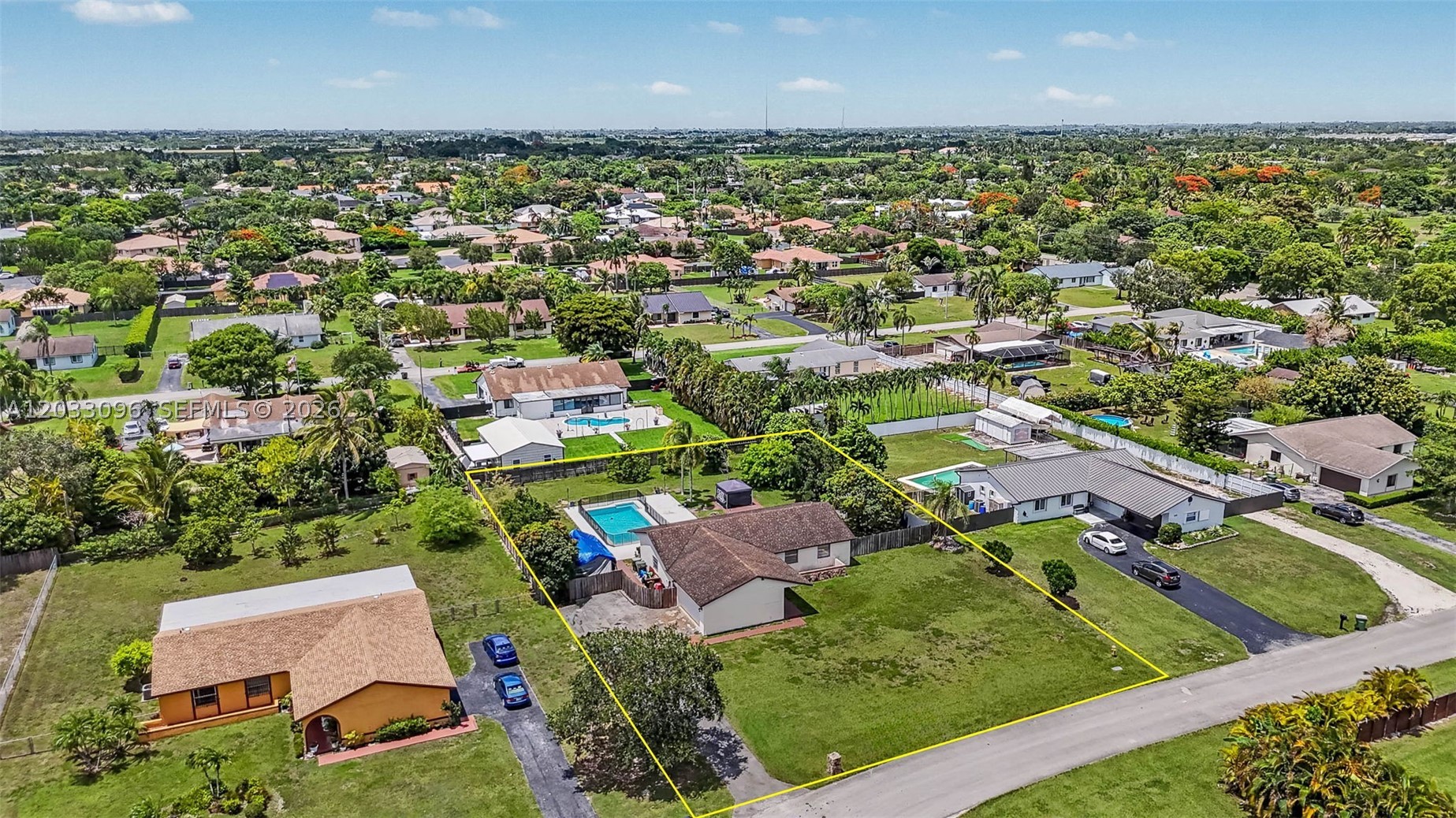 1475 NW 19 ST, Homestead FL 33030