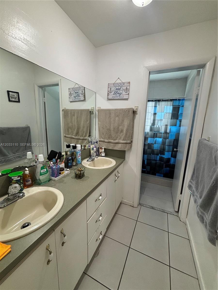 11104 SW 155th Ter, Miami FL 33157